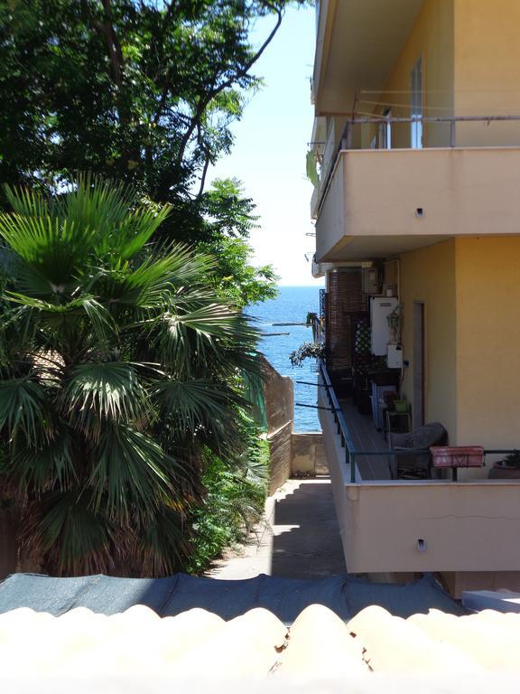 Pepe'S Apartment Syracuse Exterior foto